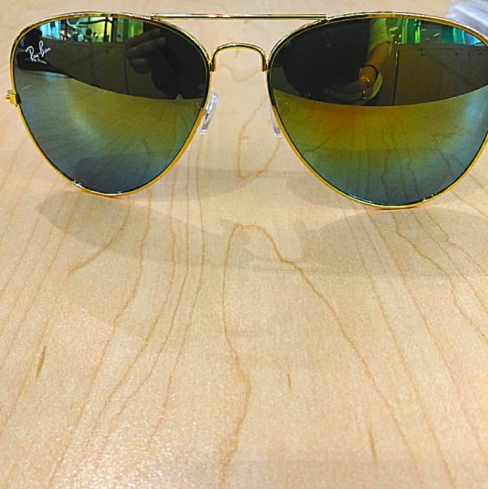 Ray-Ban Aviator Mirrored lenses 55mm for women